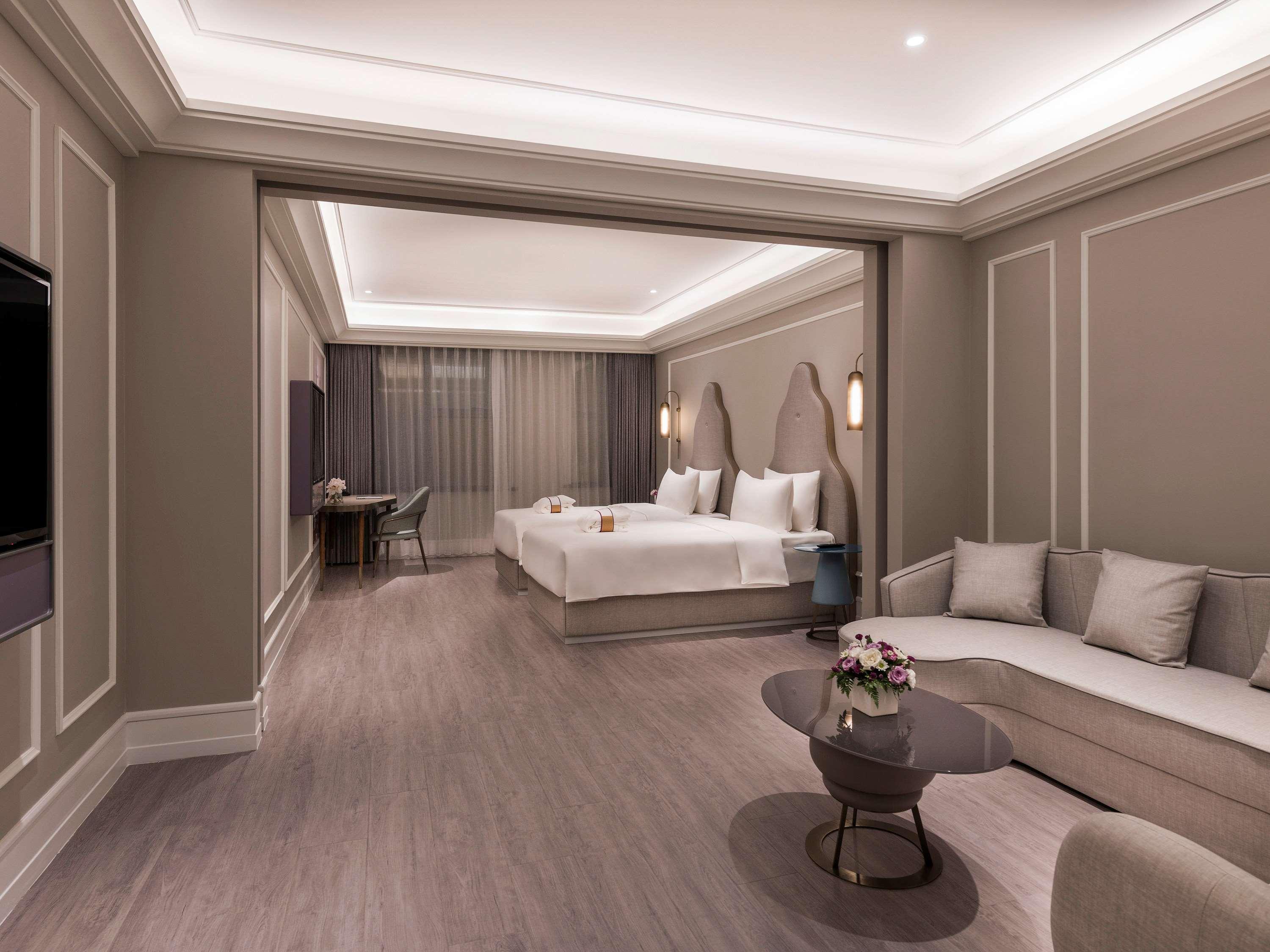Mercure Shanghai Yu Garden Екстериор снимка