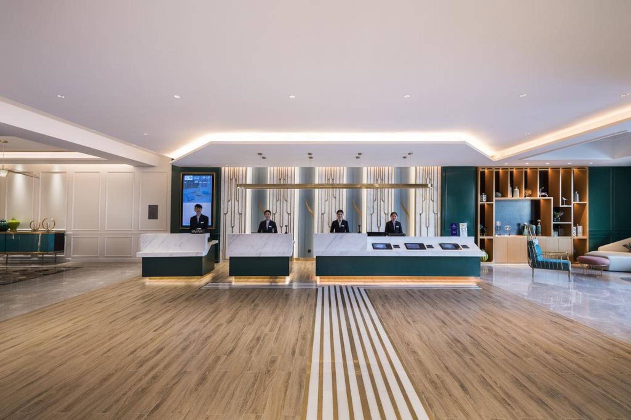 Mercure Shanghai Yu Garden Екстериор снимка